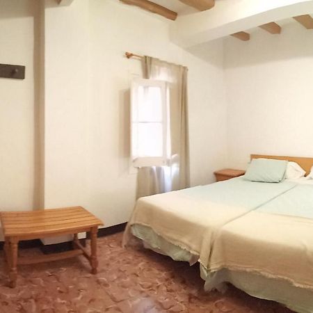Hostal Fonda Cerdanya La Pobla de Lillet Bagian luar foto