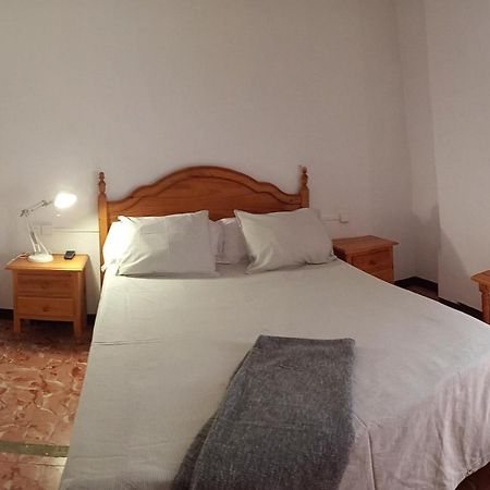 Hostal Fonda Cerdanya La Pobla de Lillet Bagian luar foto